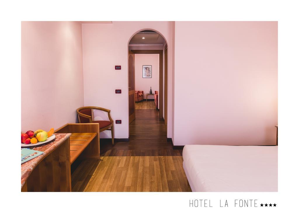 La Fonte Hotel Ome Exteriér fotografie