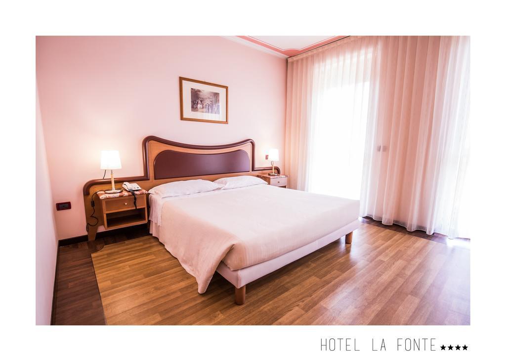 La Fonte Hotel Ome Exteriér fotografie
