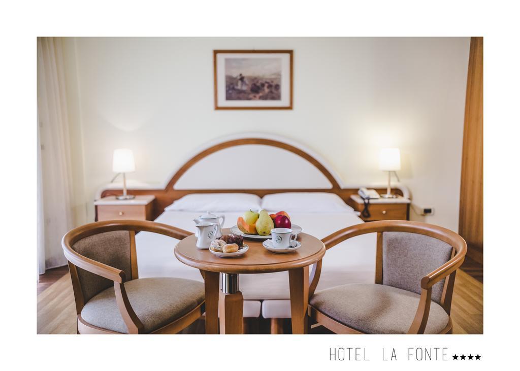 La Fonte Hotel Ome Exteriér fotografie